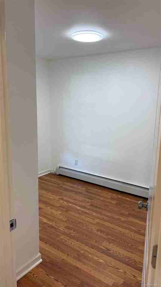 15 Park Ave - Photo 3 of 8