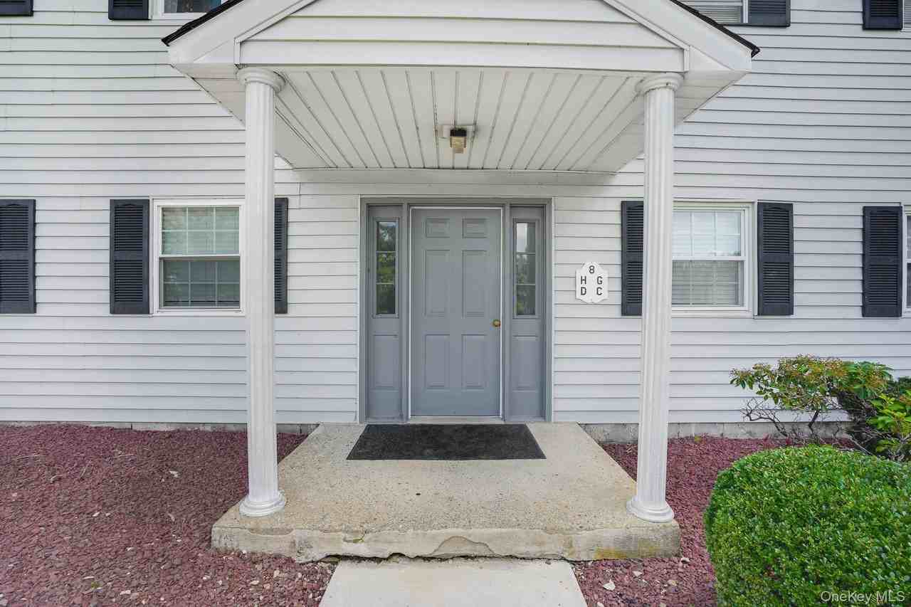 8 Ivy Ct #D - Photo 3 of 21