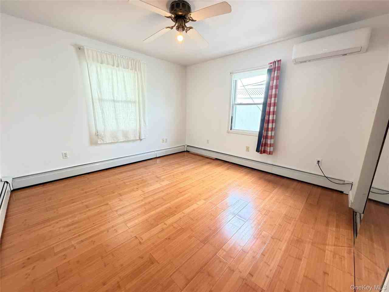 4 Carriage Ln - Photo 4 of 15