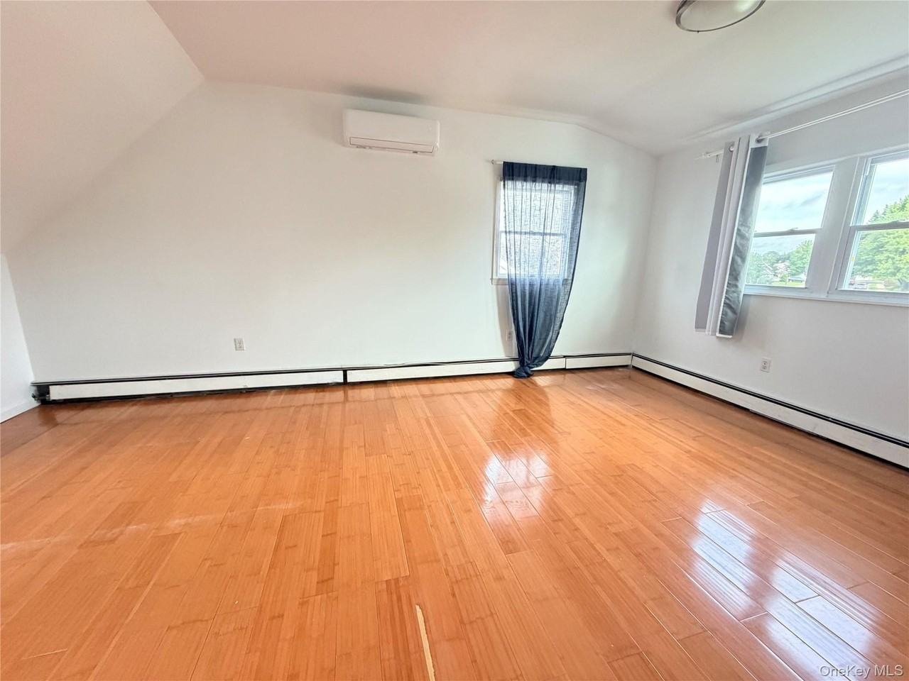 4 Carriage Ln - Photo 7 of 15