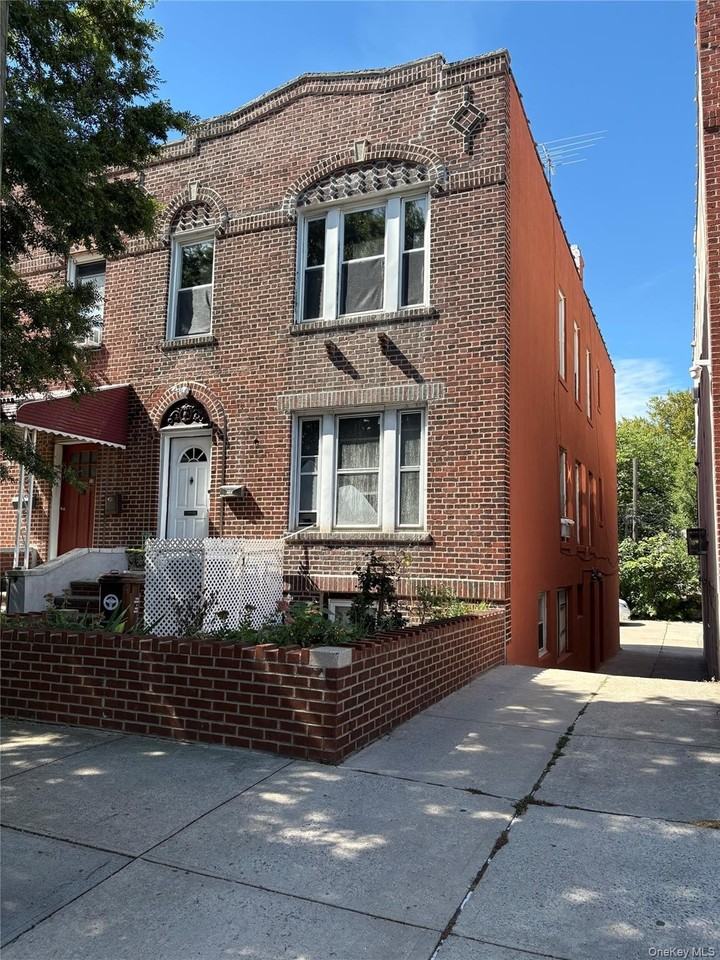 5056 41st St #2 - Photo 2 of 15