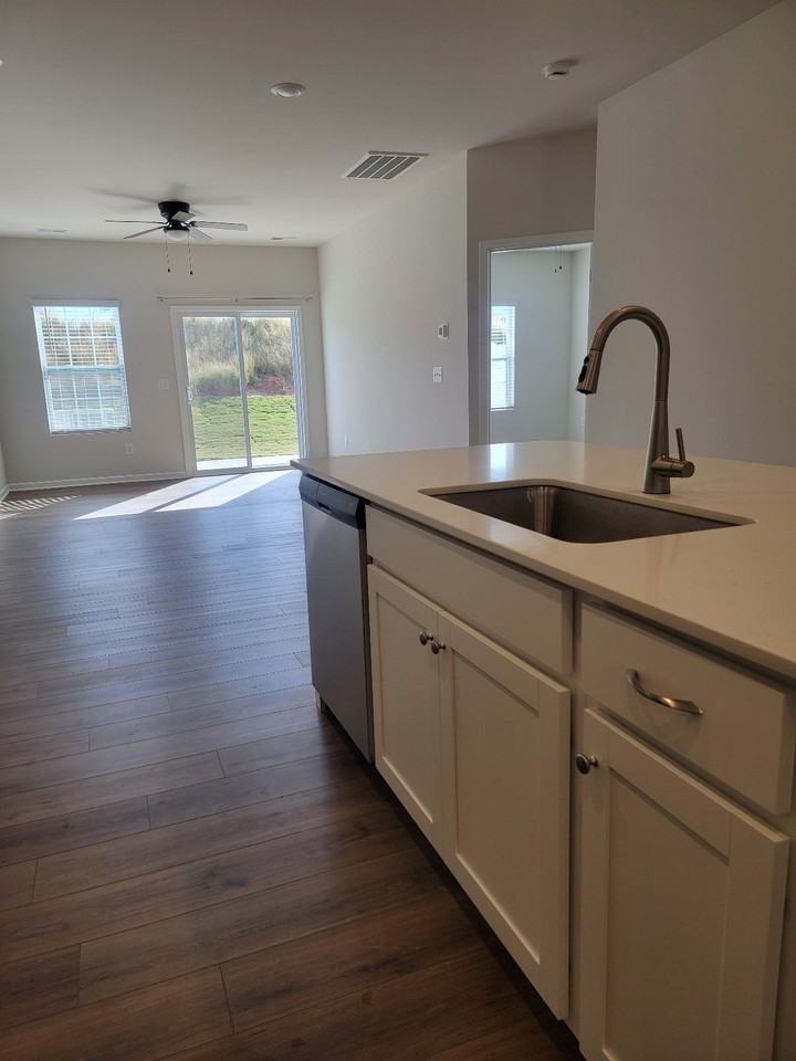 44 Fernhill Ln #1 - Photo 3 of 33