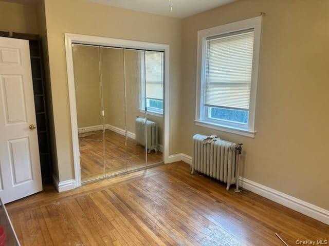 368 Packman Ave - Photo 4 of 15