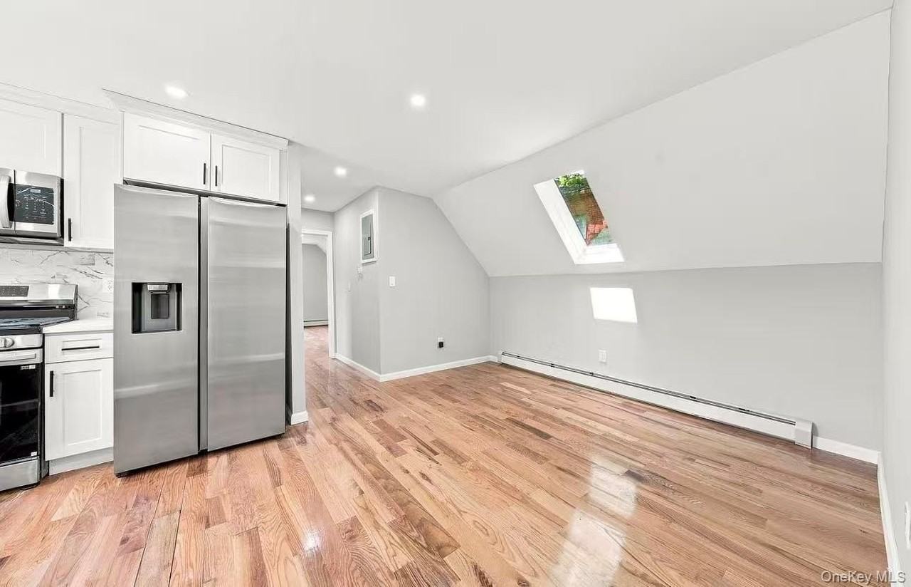 13714 Bedell St - Photo 3 of 8