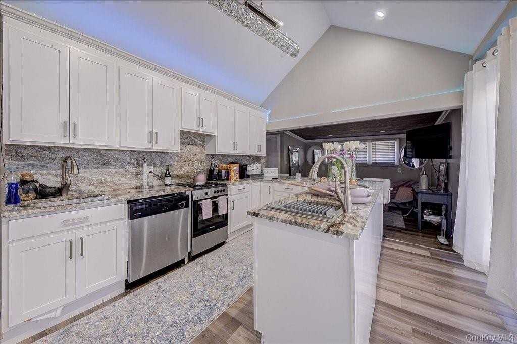 98 Pomona Rd - Photo 3 of 22