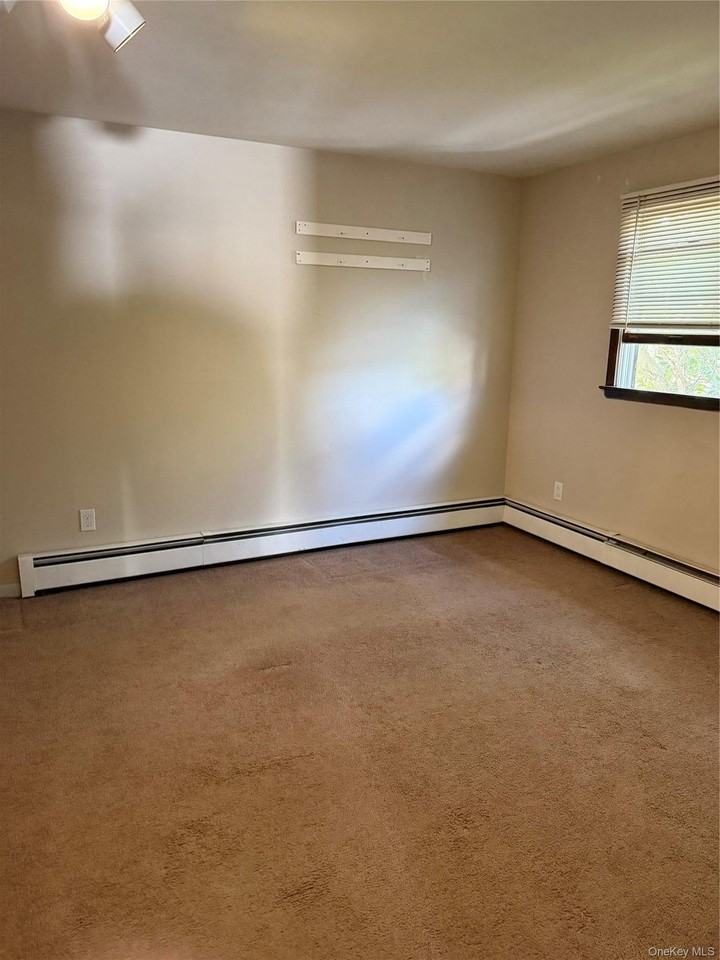 15 5th Ave - Photo 2 of 5