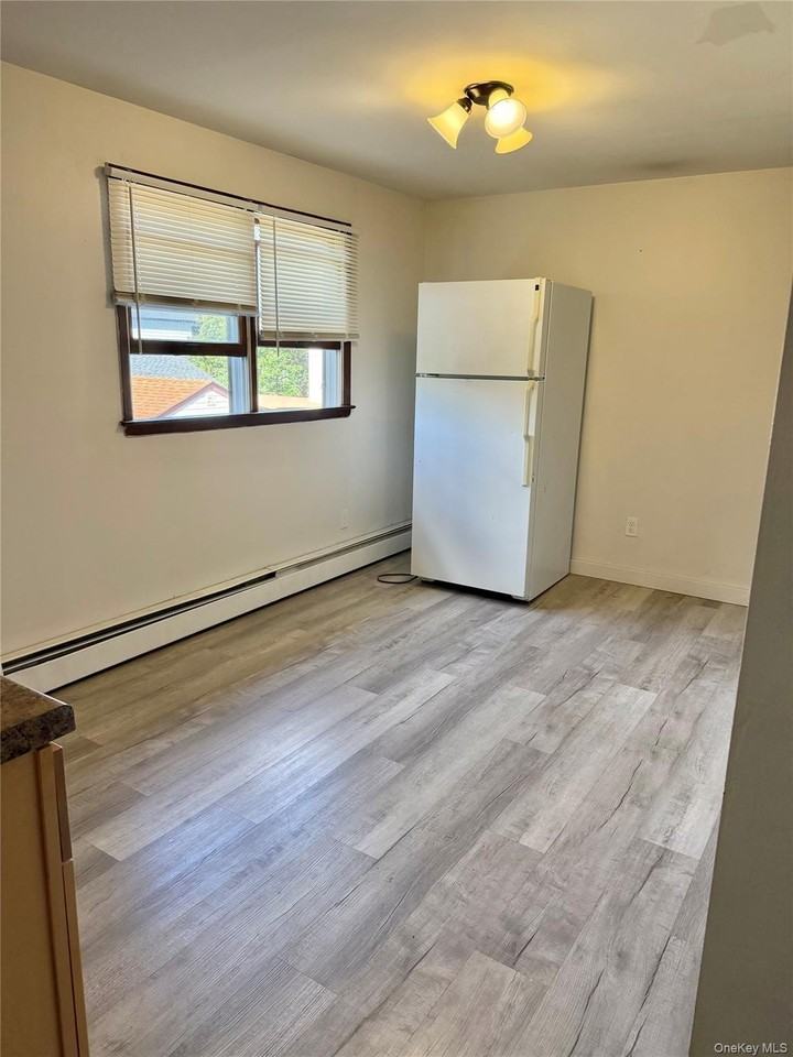 15 5th Ave - Photo 4 of 5