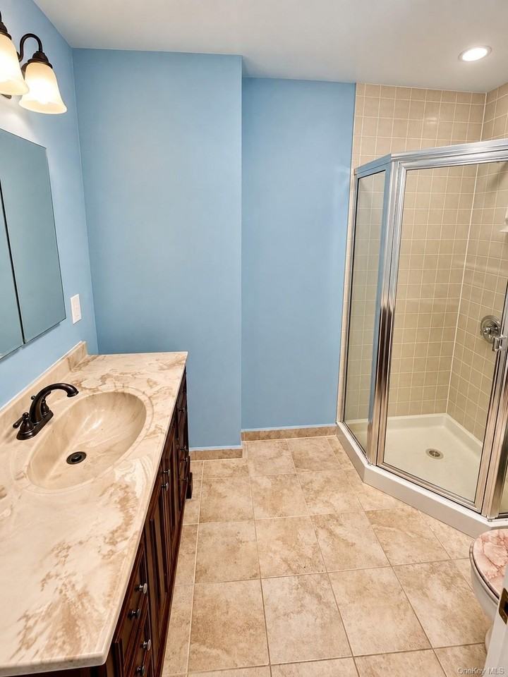 4329 215th St #2F - Photo 4 of 11
