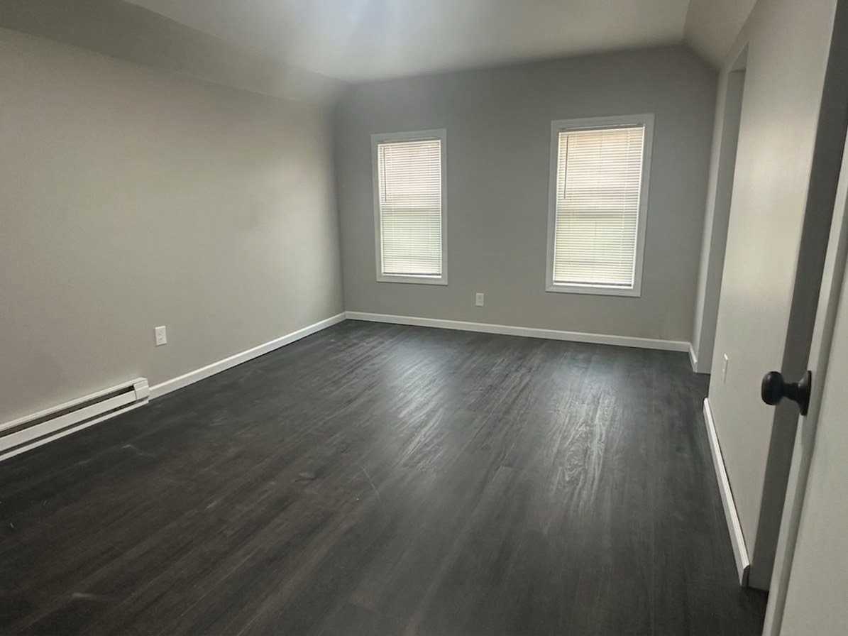 39 Cortland St #3 - Photo 6 of 10