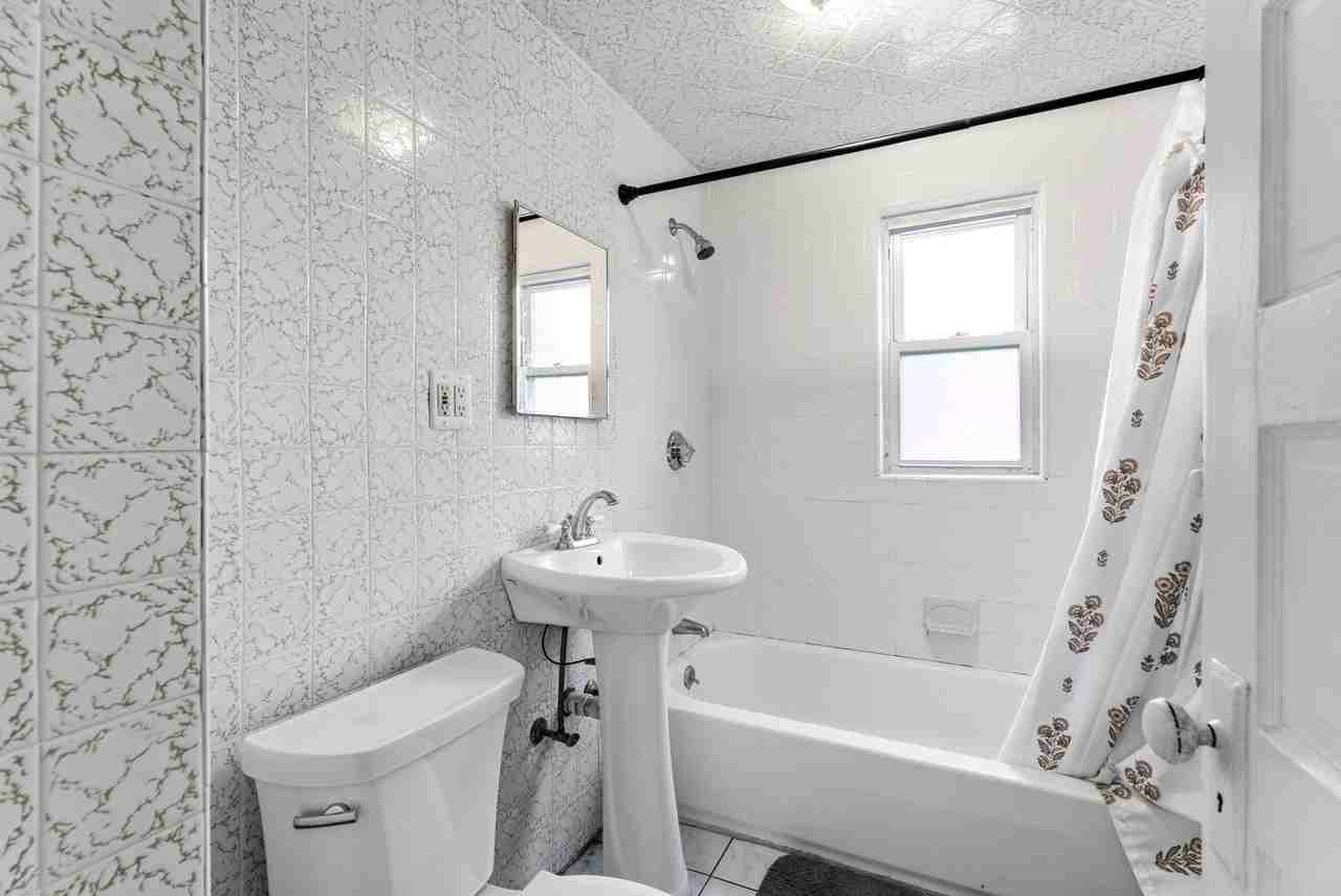 63 Prichard Ave - Photo 5 of 30
