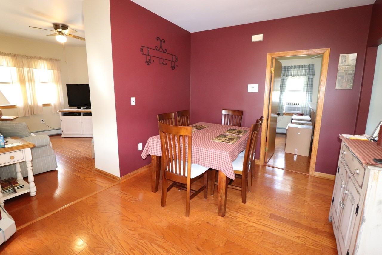 1740 Rodman St #2 - Photo 5 of 17