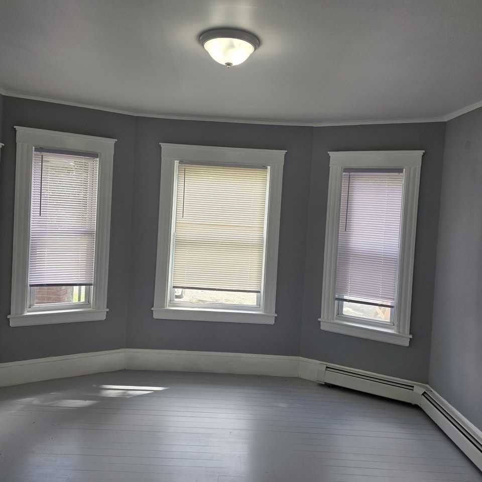 296 Howard St #1 - Photo 7 of 10
