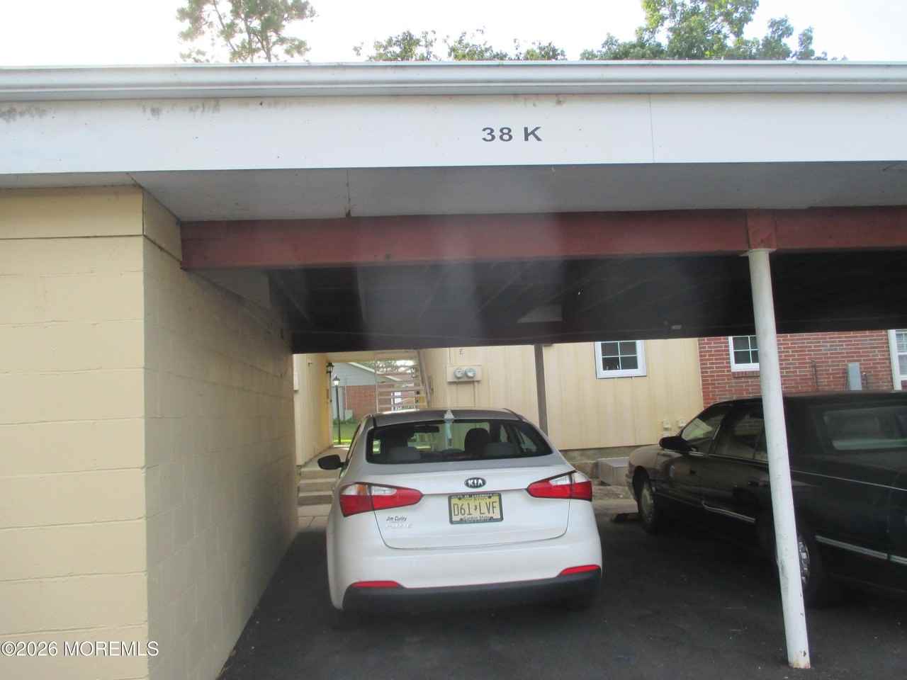 38K Cambridge Ct #K - Photo 4 of 18
