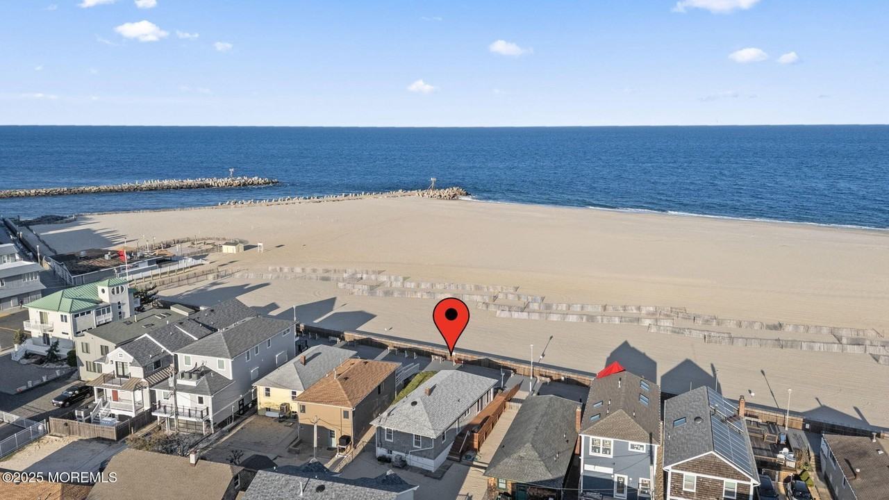 115 Boardwalk - Photo 2 of 23