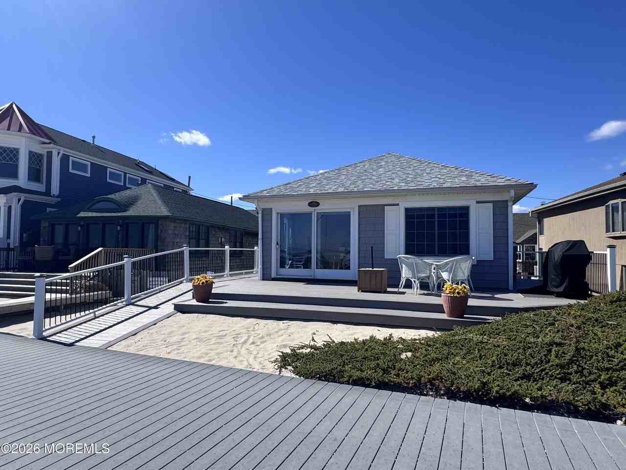 115 Boardwalk - Photo 5 of 23