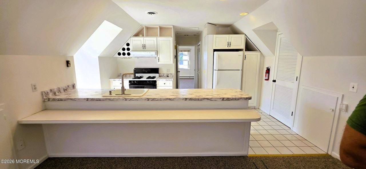 600 Union Ave #2ndFL - Photo 5 of 14