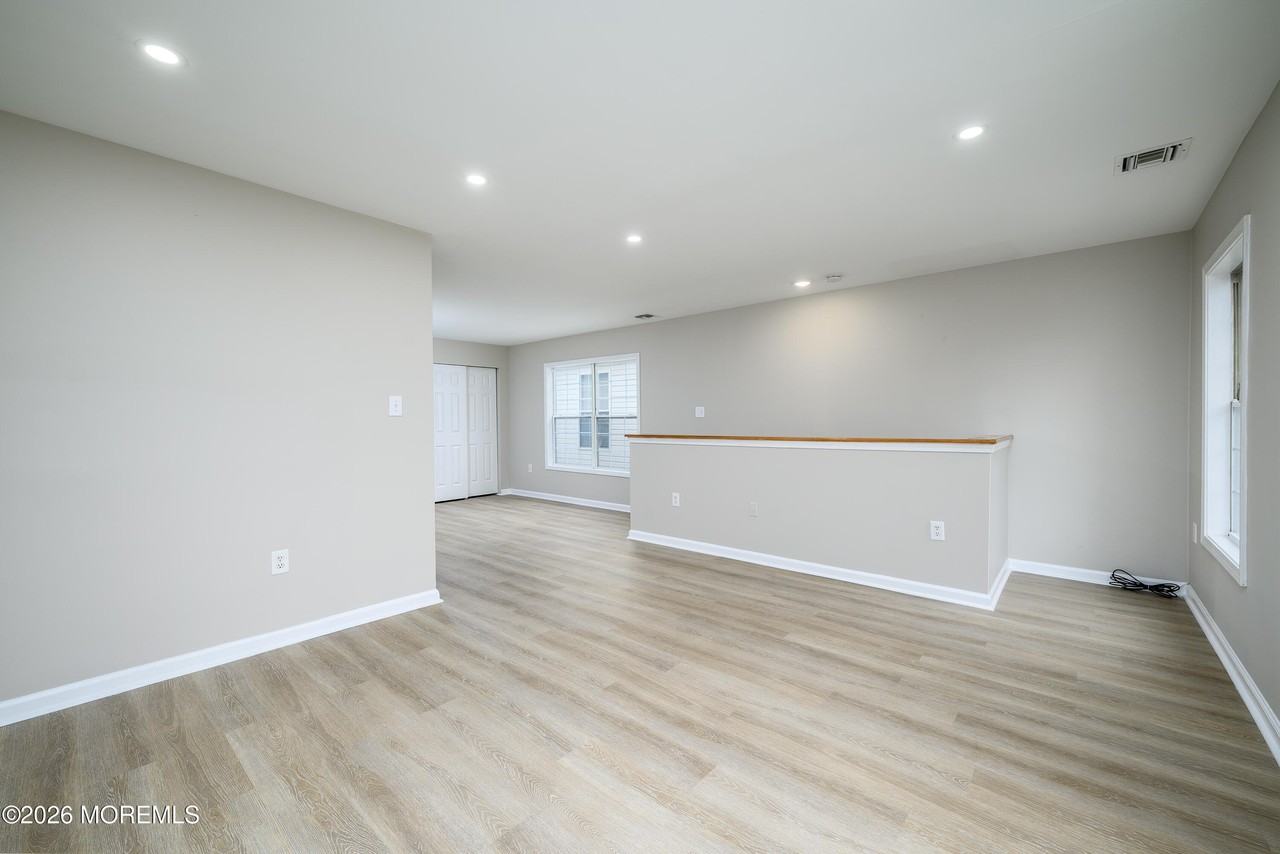 114 Watson Ave #2 - Photo 5 of 26