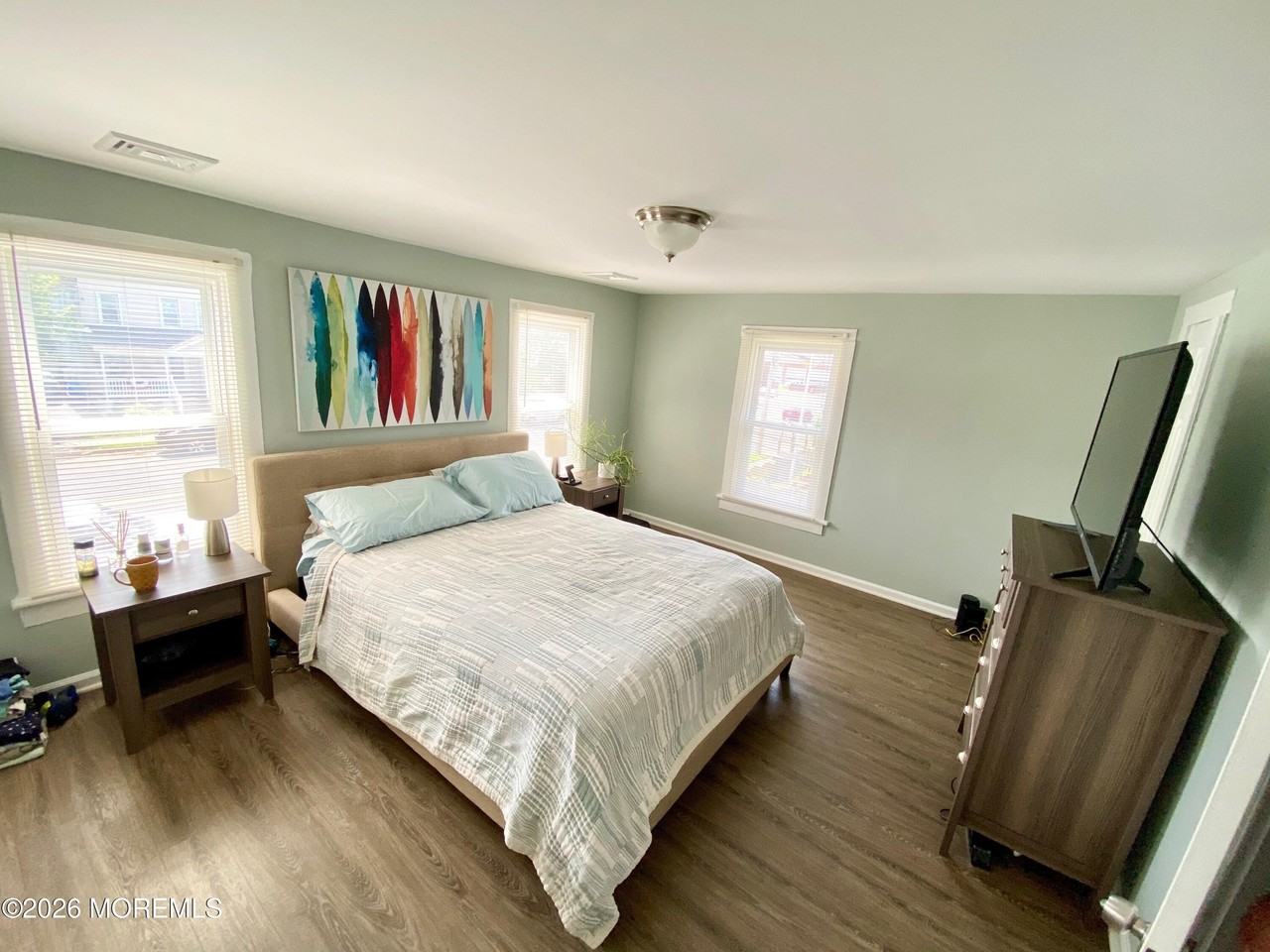 614 Ocean Park Ave - Photo 6 of 9