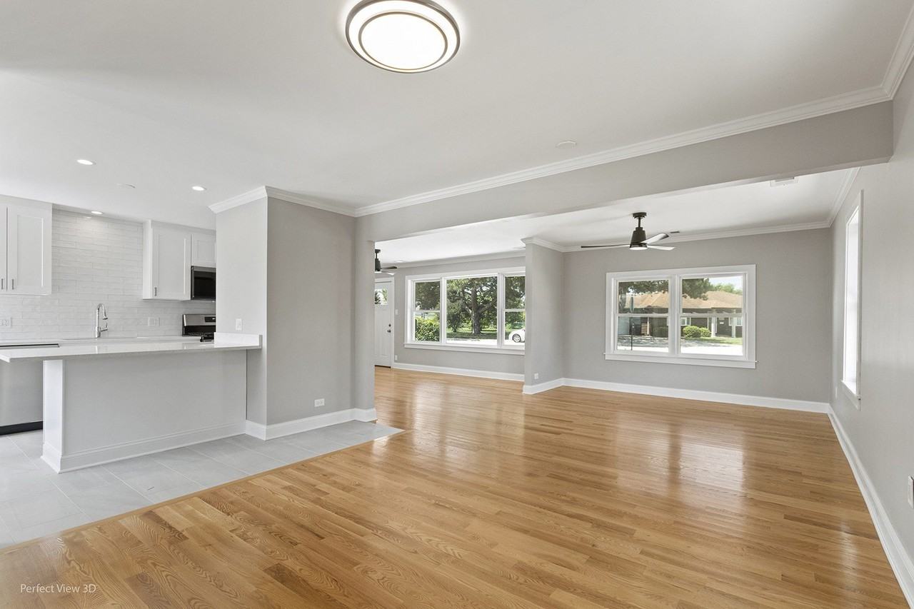 8331 W Gunnison St - Photo 4 of 15