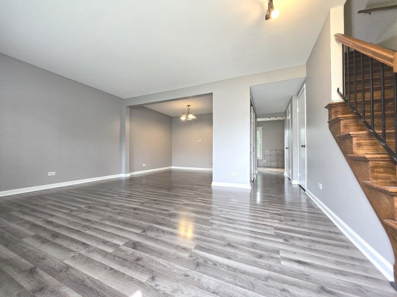 1912 Governors Ln #1912 - Photo 2 of 23