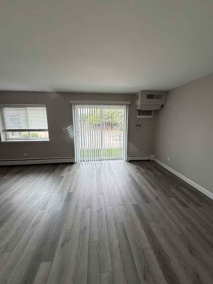 445 S Cleveland Ave #204 - Photo 6 of 14