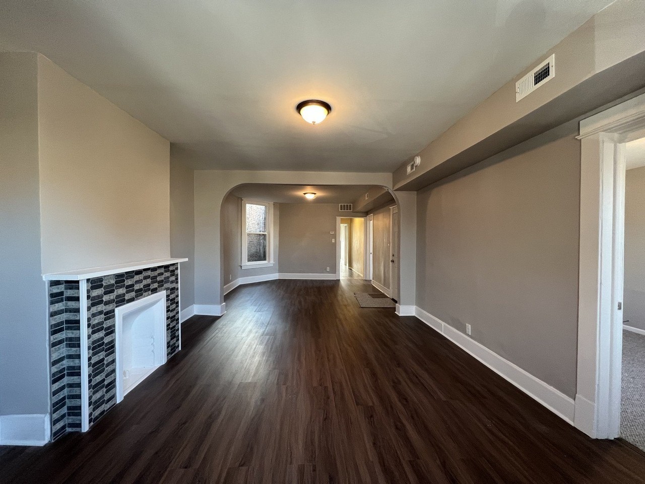 3252 S Princeton Ave #3 - Photo 2 of 21