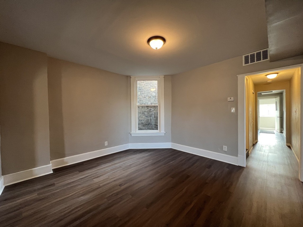 3252 S Princeton Ave #3 - Photo 5 of 21