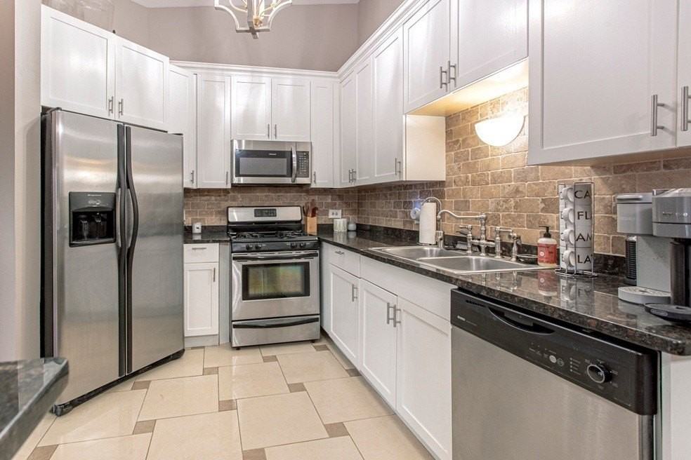 1344 Mc Dowell Rd #204 - Photo 4 of 20