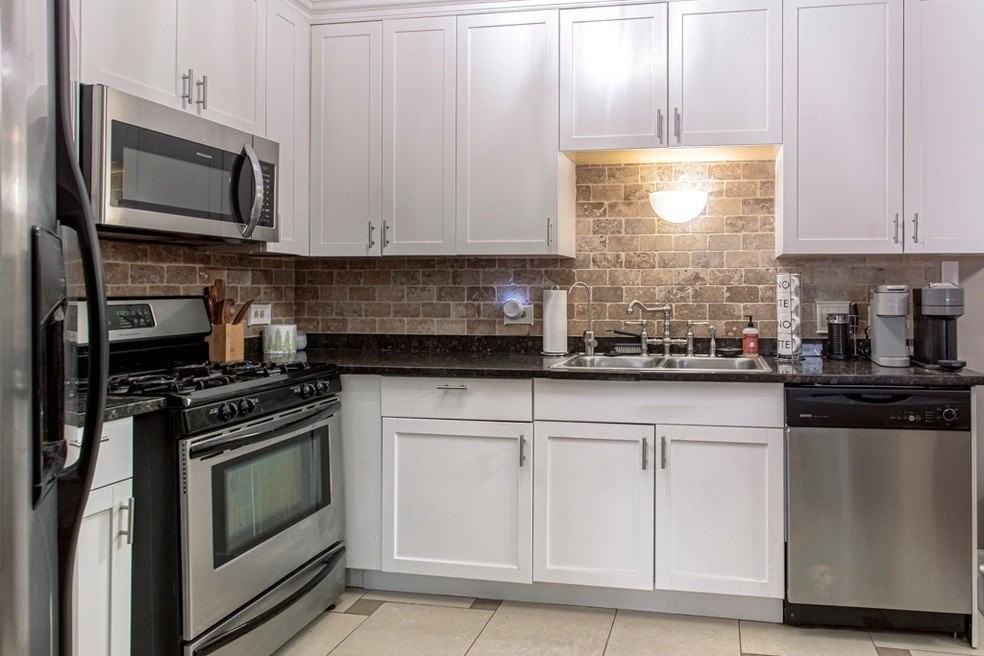 1344 Mc Dowell Rd #204 - Photo 5 of 20