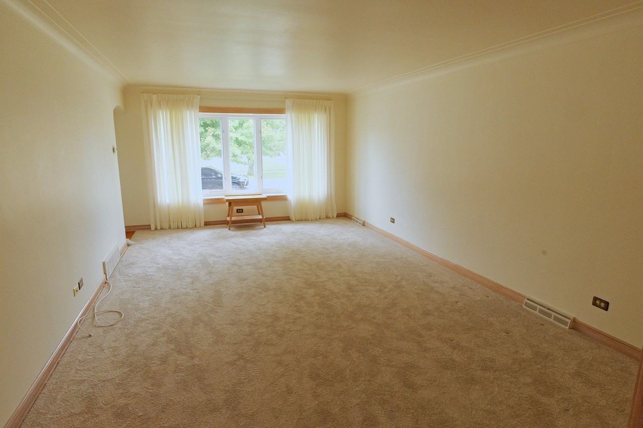 4537 W 100th Pl - Photo 2 of 19