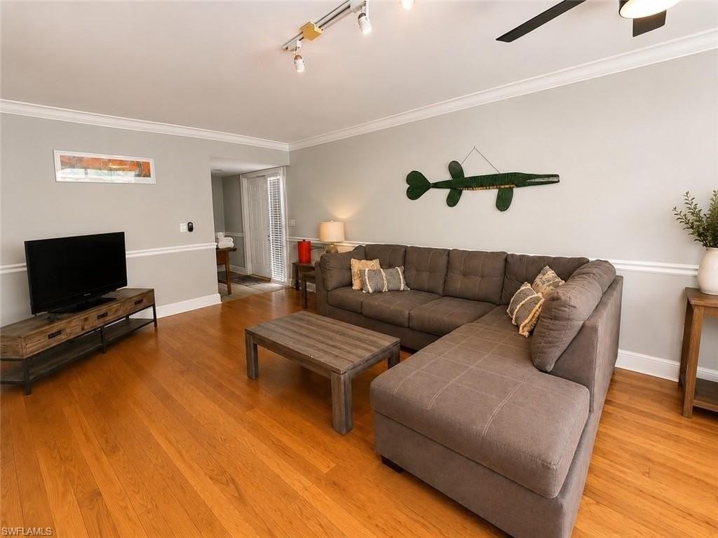 112 Bob O Link Way #B - Photo 4 of 18
