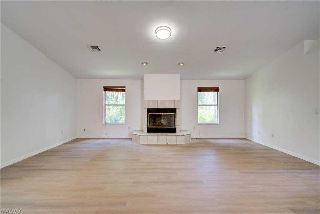 731 Jung Blvd E - Photo 6 of 43