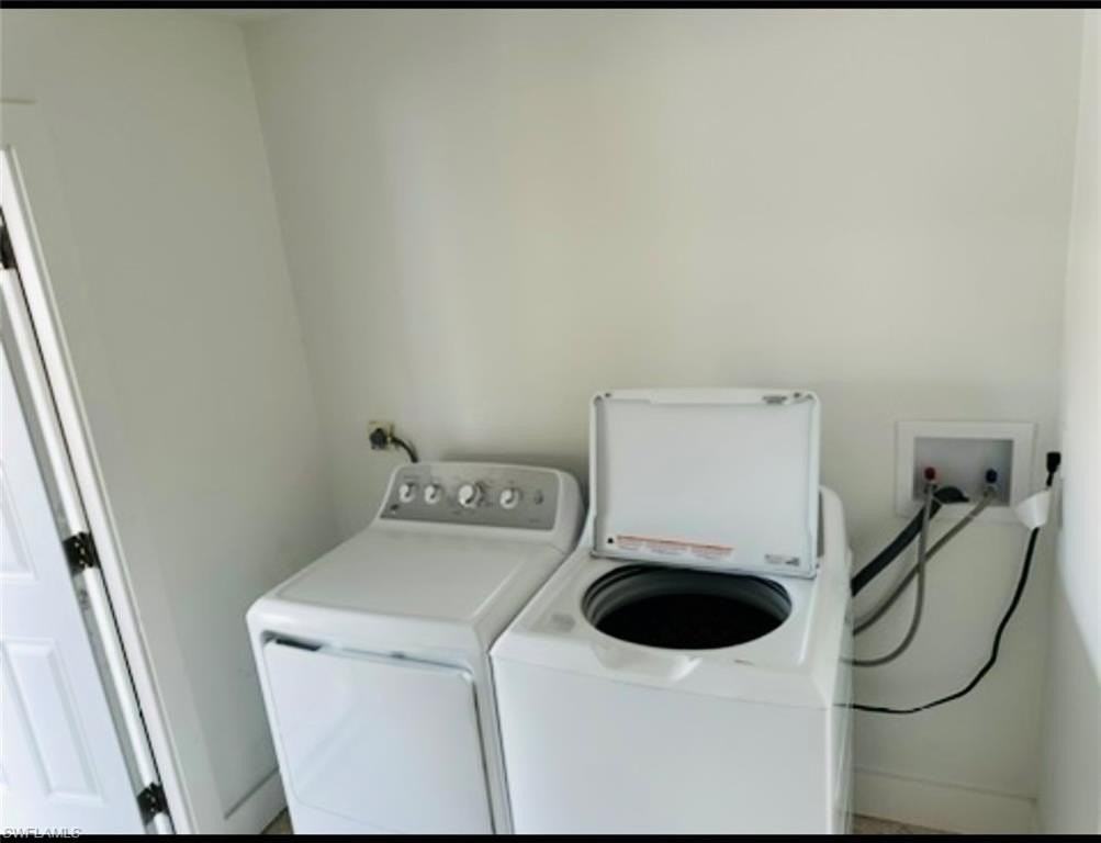 4560 Capri Dr - Photo 6 of 14