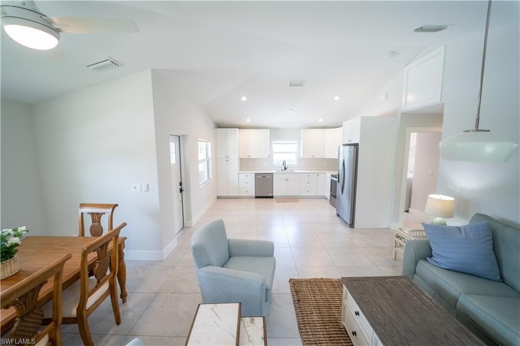 27302 Dortch Ave #304 - Photo 6 of 19