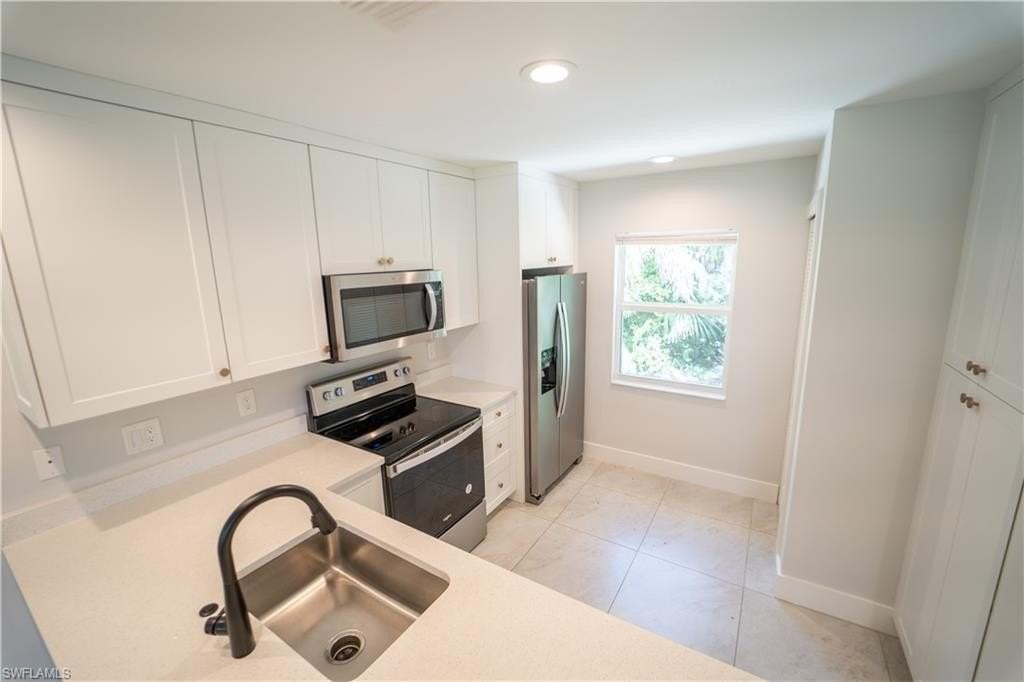 27304 Dortch Ave #304 - Photo 4 of 11