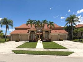 featured image of 6580 Huntington Lakes Cir #202