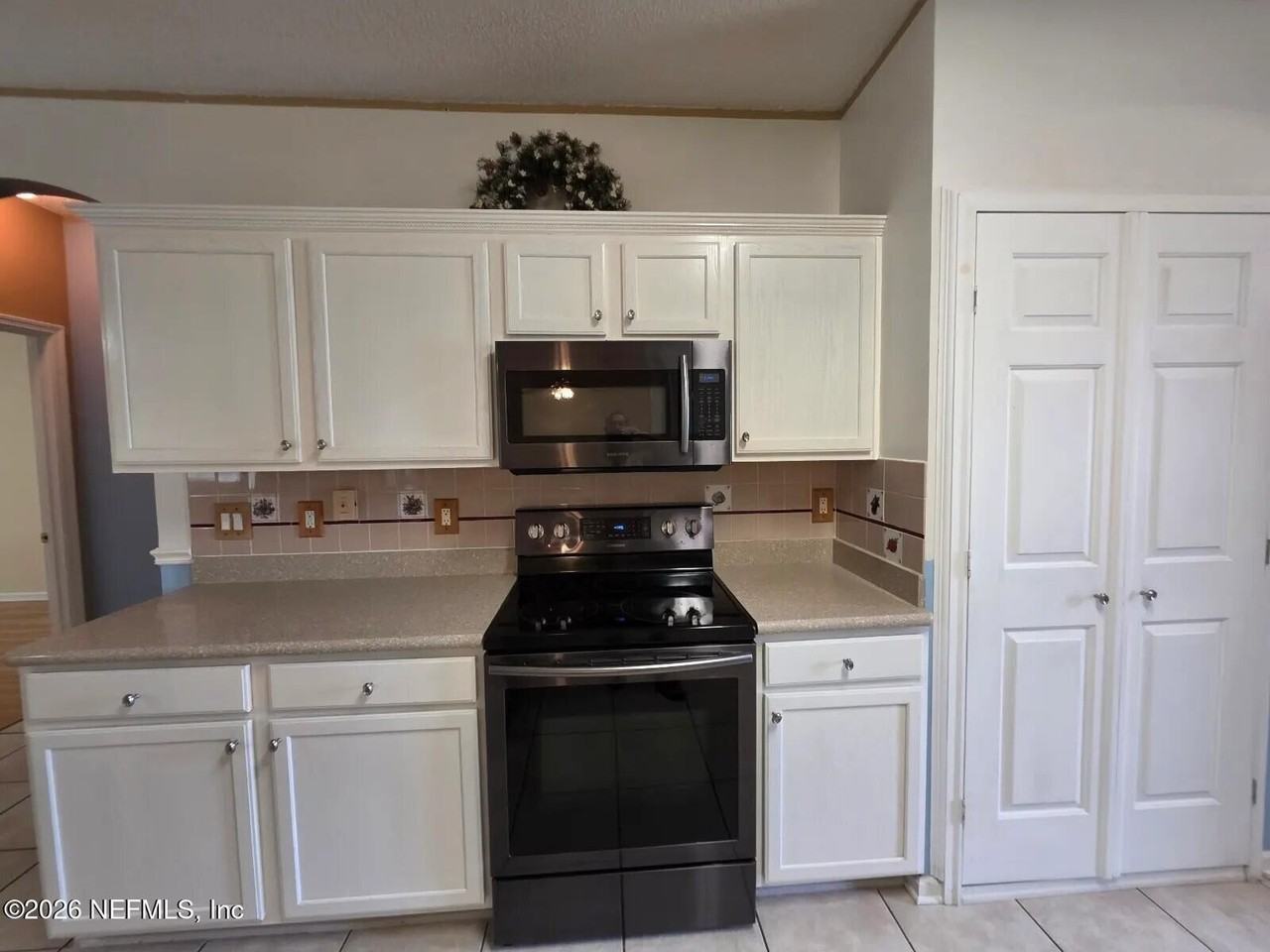 4251 Woodley Creek Rd - Photo 7 of 41