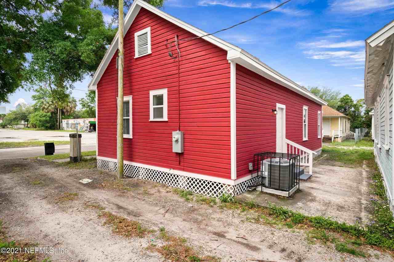 1901 Redell St - Photo 5 of 27
