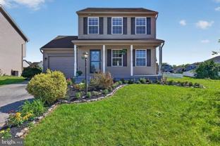 48 Sussex Dr - Photo 1 of 1