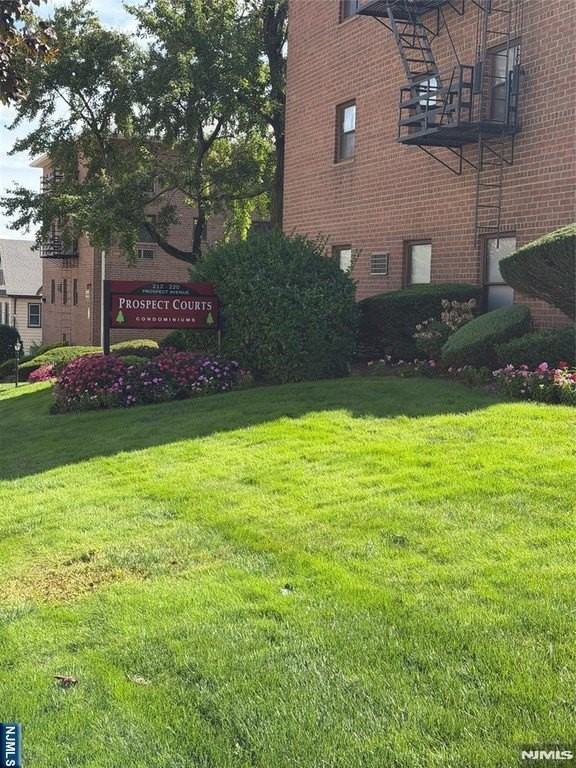 218 Prospect Ave #3C - Photo 2 of 11