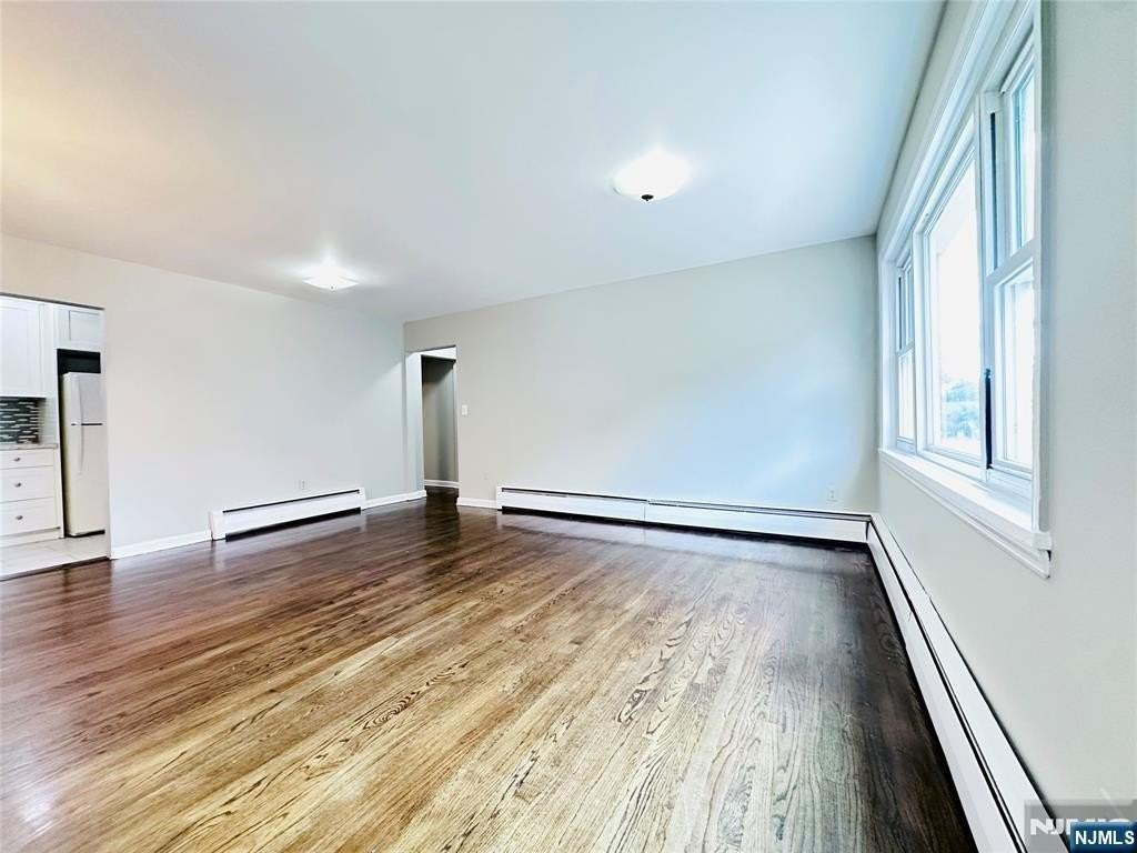 86 Old Tappan Rd - Photo 2 of 20