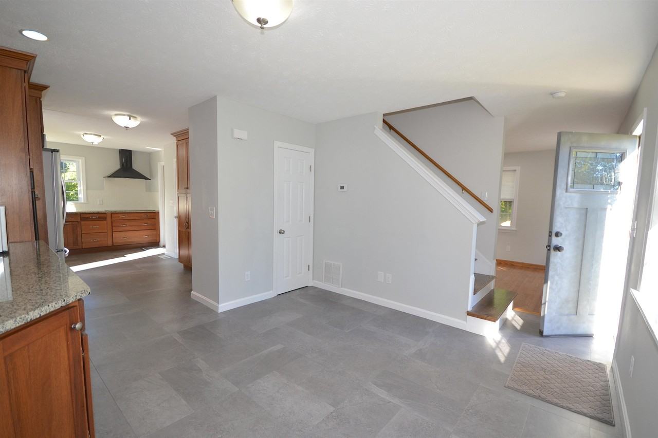 38 Campbello St - Photo 5 of 47