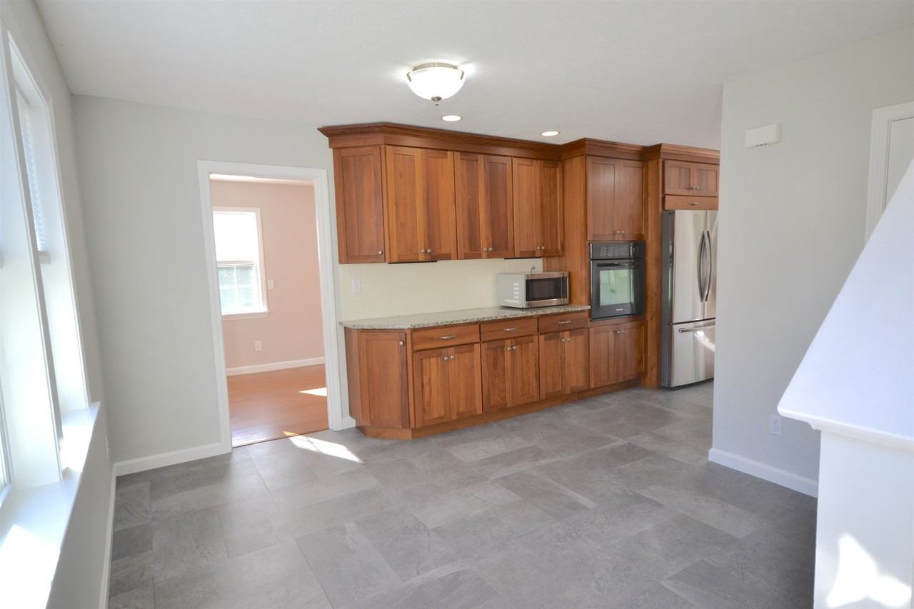 38 Campbello St - Photo 6 of 47