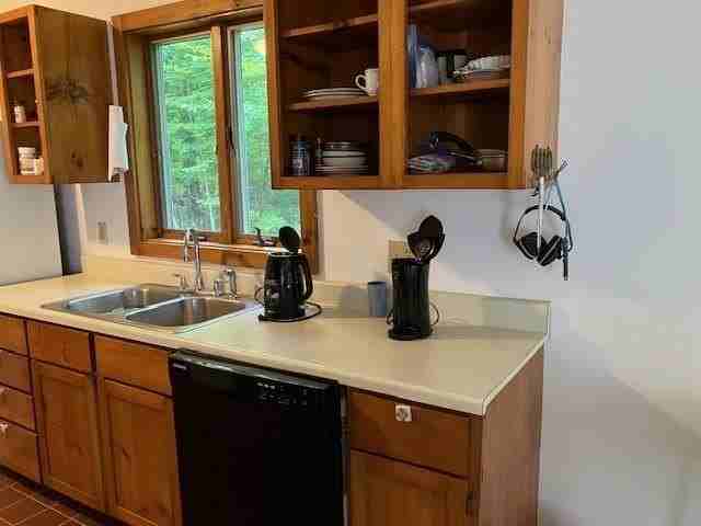 42 Cascade Rd - Photo 4 of 20