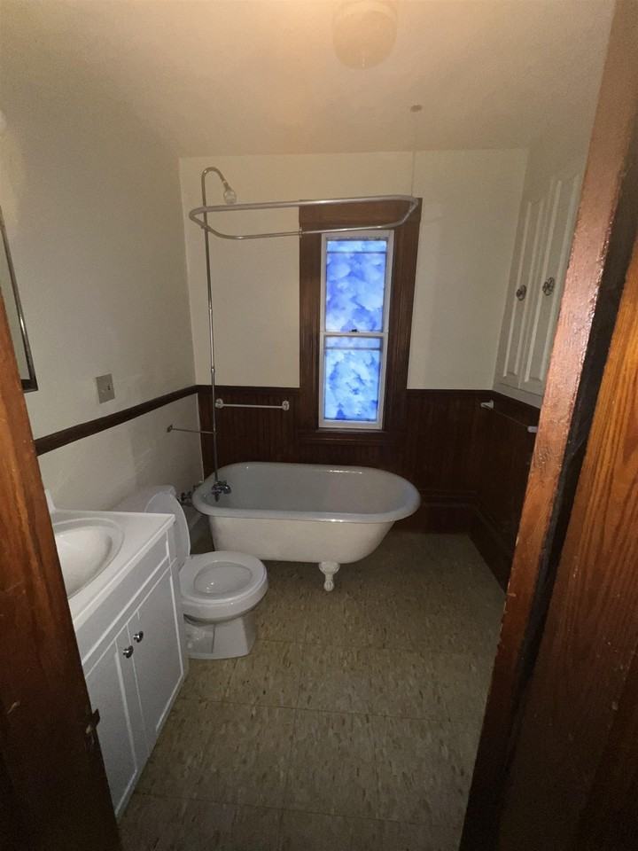 198 Alsace St #2 - Photo 7 of 13