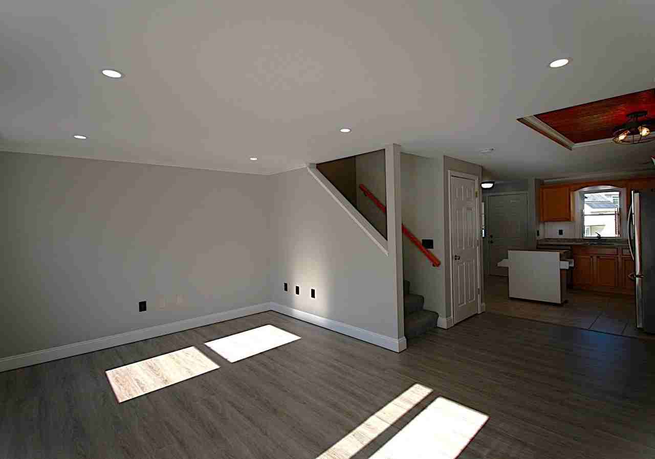 70 Modena Dr - Photo 7 of 18