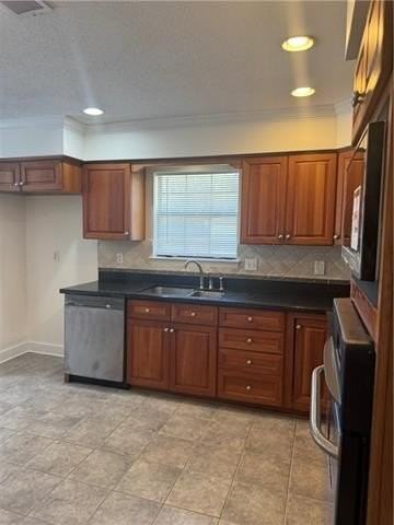 124 Chestnut St - Photo 7 of 24