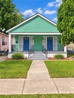 featured image of 5445 Burgundy St