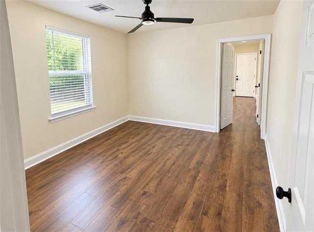 5445 Burgundy St - Photo 6 of 9