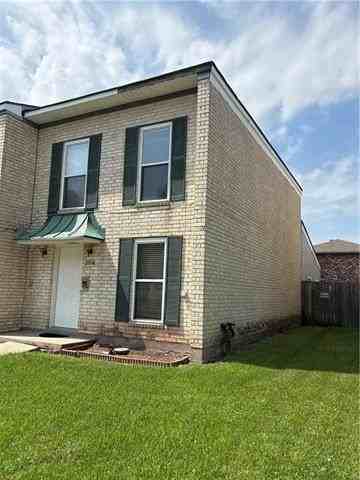 2518 Lemon St - Photo 2 of 23